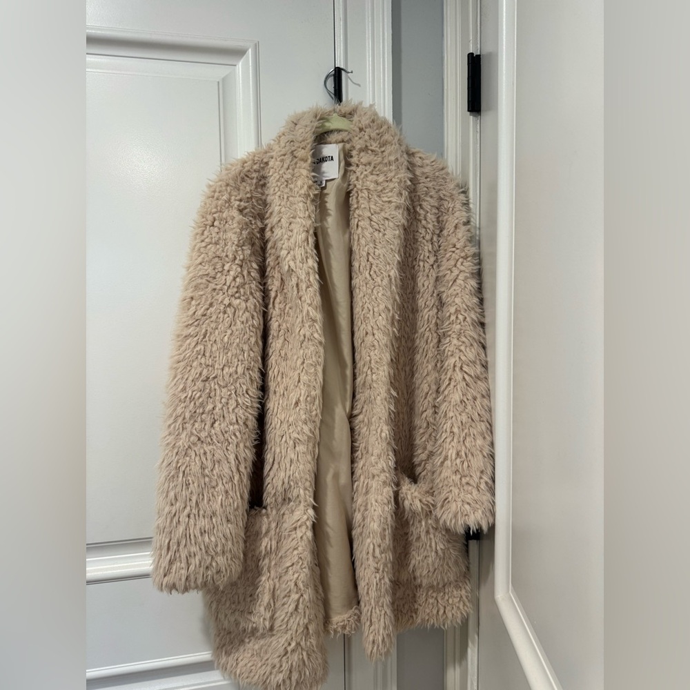 BB Dakota Plush Teddy Jacket in Tan